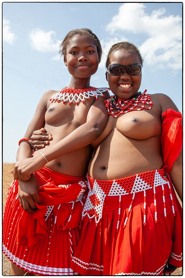 Royal Reed Dance - - Photo Alain Besnard