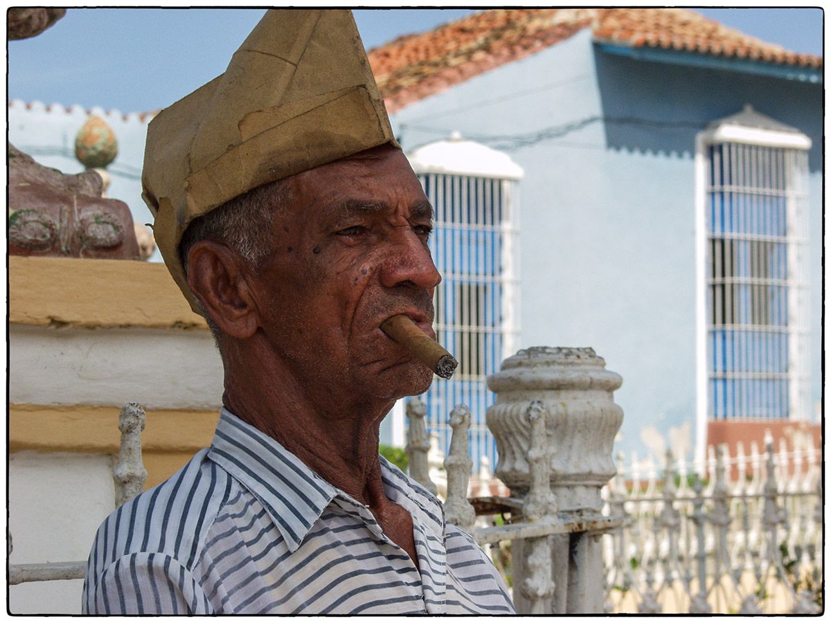 Fumeur de cigare - Photo Alain Besnard