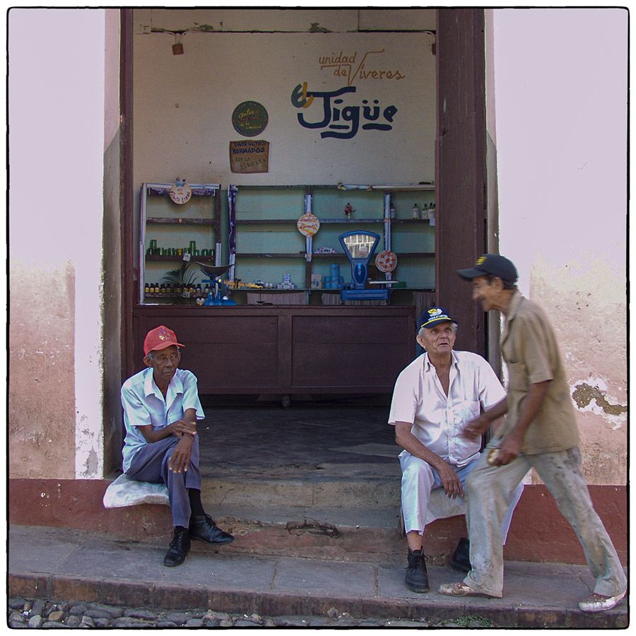 Magasin d'alimentation - Photo Alain Besnard